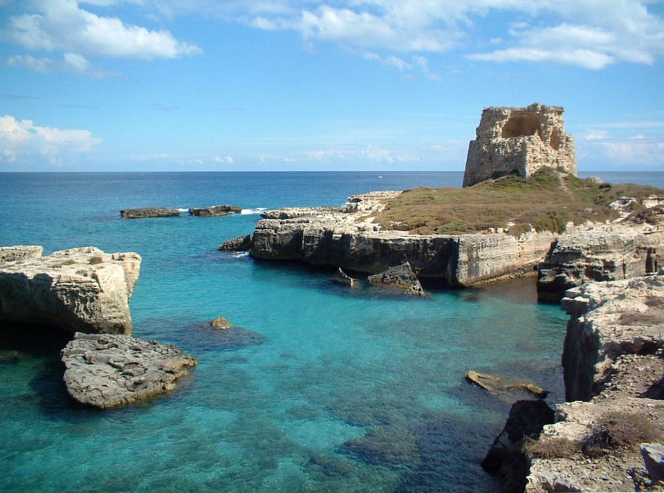 La torre di Roca vecchia (marina di Melendugno - Lecce)