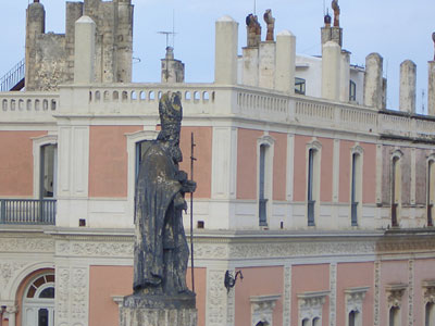 Statua di san Giovanni Elemosiniere Casarano