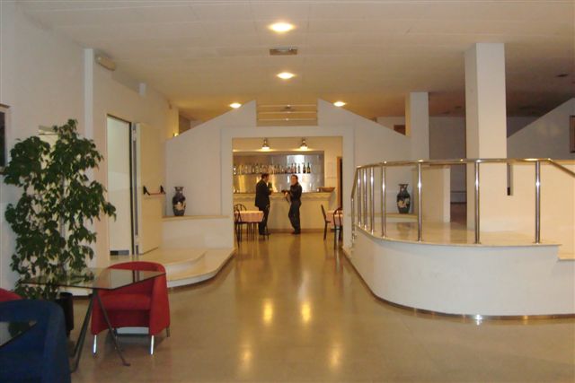 Bara Hotel Zenit, Lecce