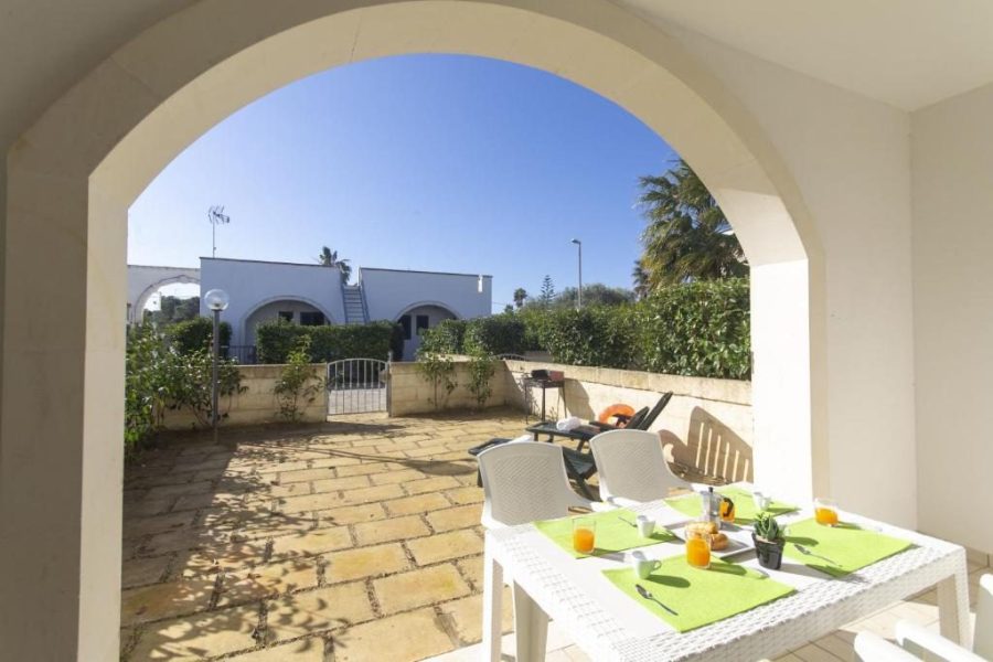 Affitto Villette residenziali da 4 posti letto a Torre dell&rsquo;Orso su Salento.it