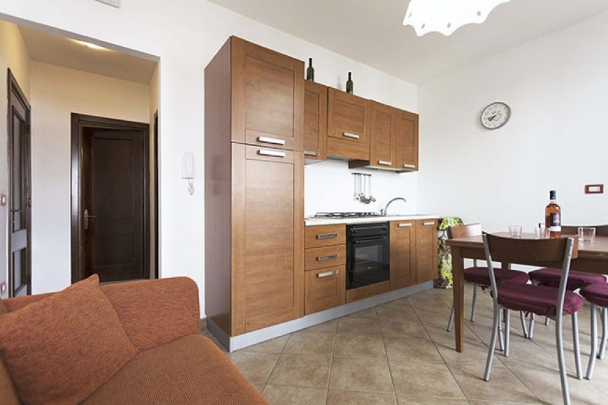 Bilocale Nancy a Porto Cesareo su Salento.it