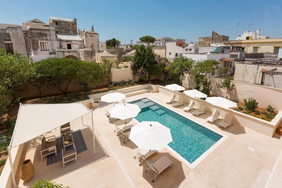 Palazzo Fasti con piscina a Casarano su Salento.it