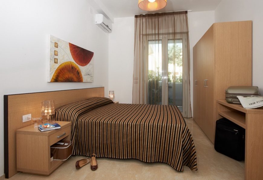 Residence Iria a 50 metri dal mare di Torre dell’Orso su Salento.it