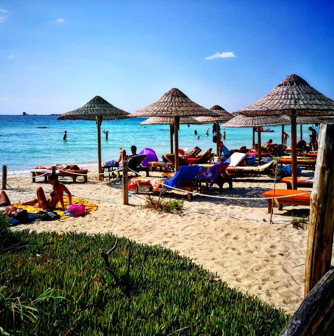 Lido Hookipa Beach