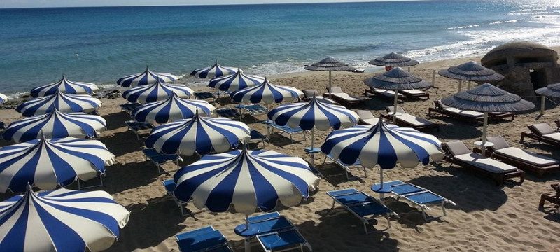 Lido Kalu Beach Life