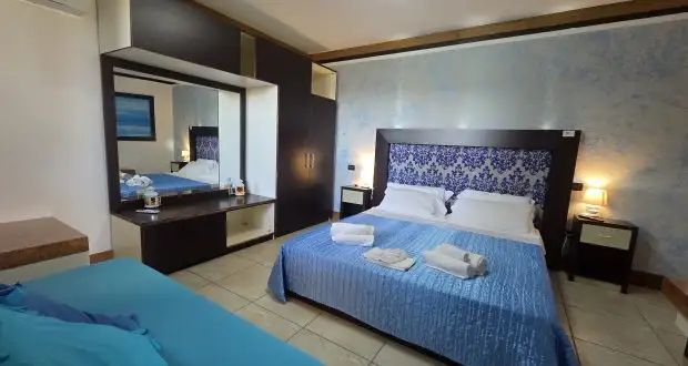 Last Minute Hotel Alba Chiara | Ultime Camere Agosto e Settembre a Torre Sant'Andrea nel Salento
