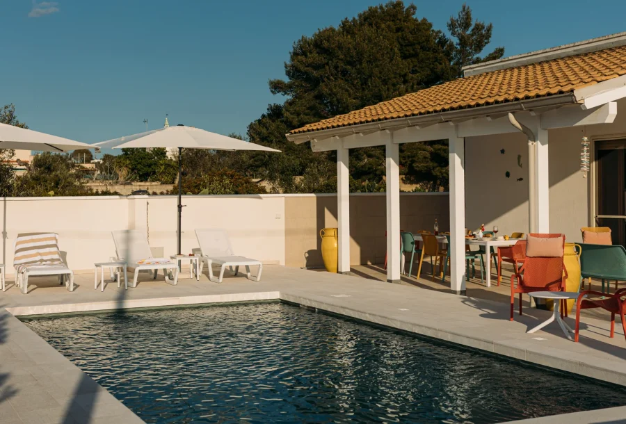 Maison Monica