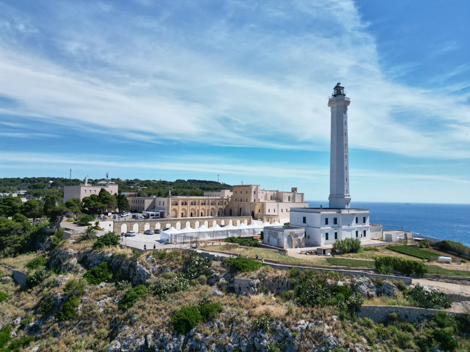 Santa Maria di Leuca - Santa Maria di Leuca: faro e basilica