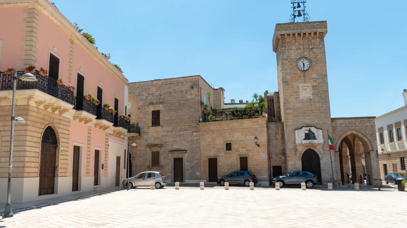 Ugento - Ugento: la Torre dell'orologio